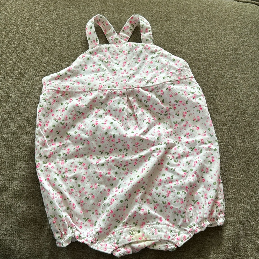 GUC Janie and Jack 12-18m darling pink and green floral snap romper 🌸🍃